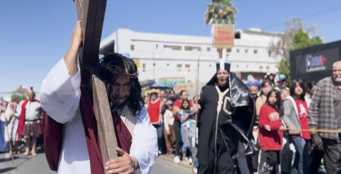 Reviven pasión y muerte de Jesucristo
